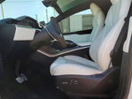 Tesla Model X 2022