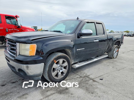 GMC Sierra 2013 - Image 1 of 13
