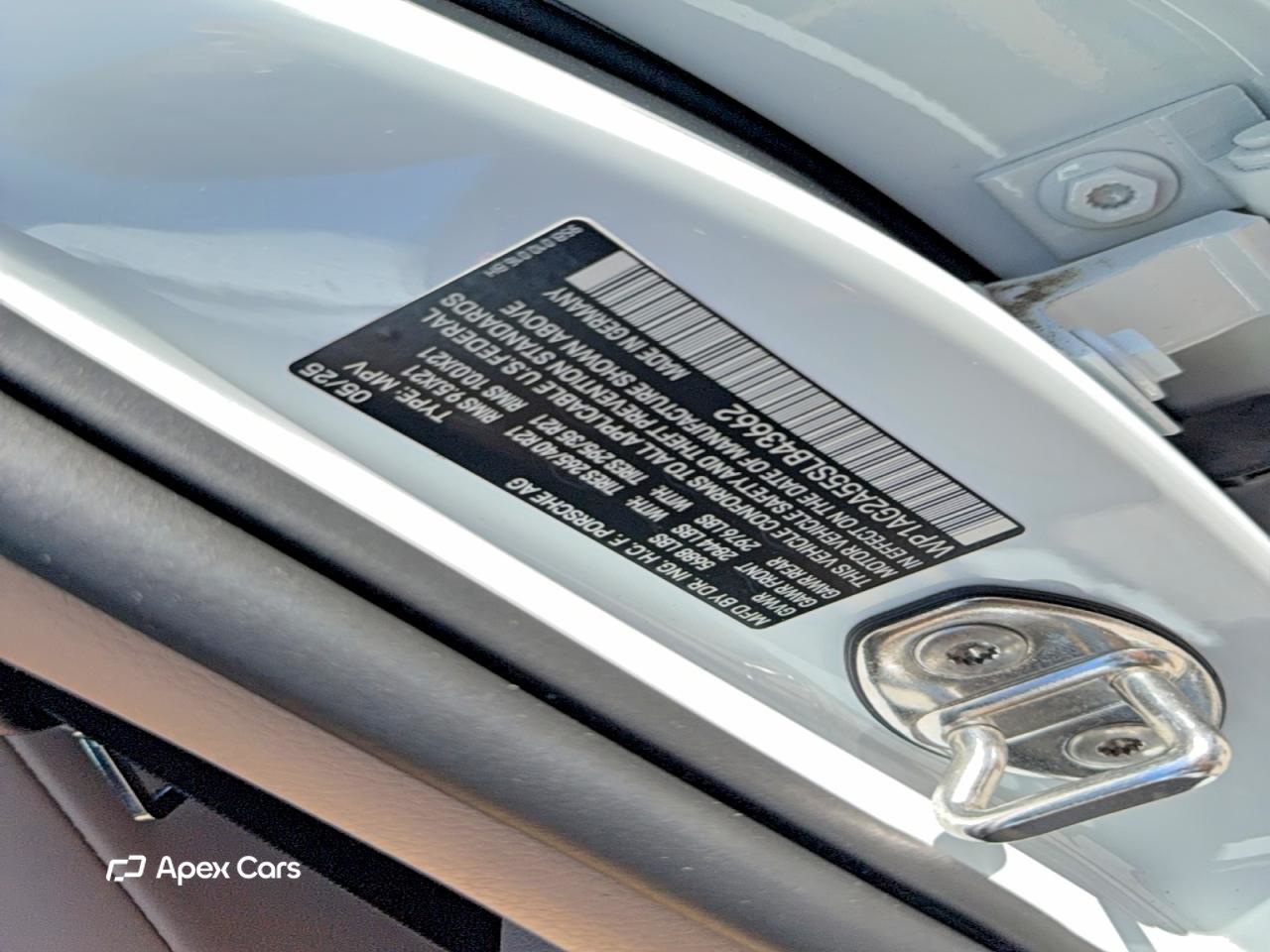Porsche Macan 2025
