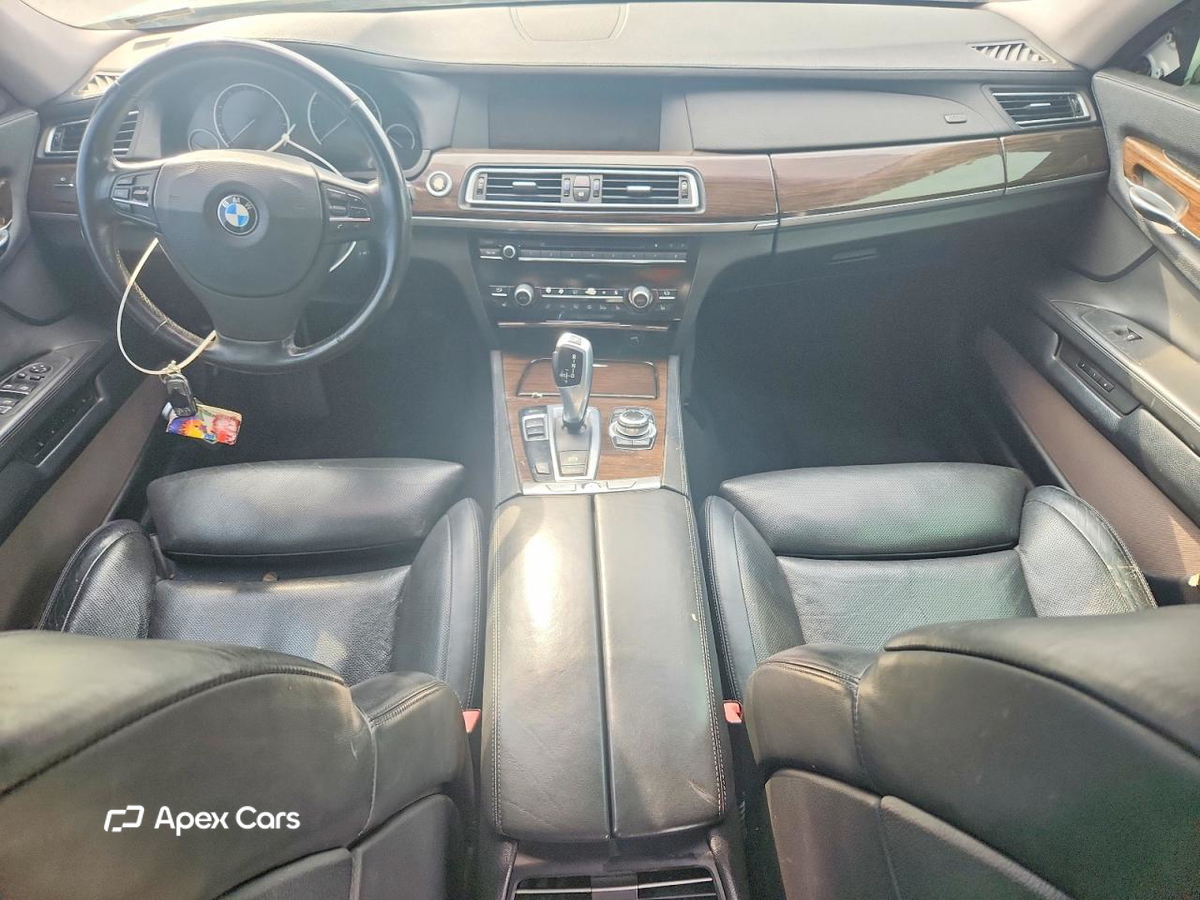 BMW Series 7 2009