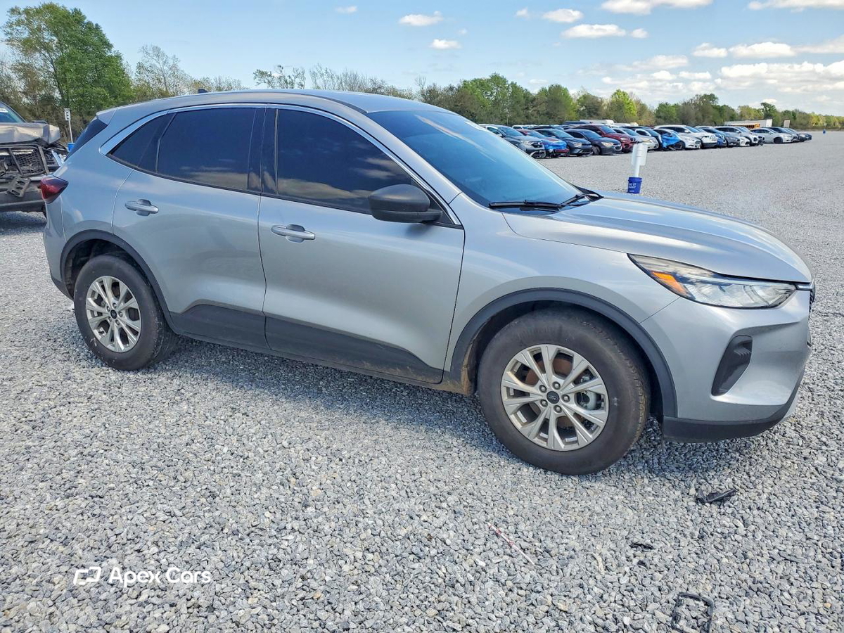 Ford Escape 2024