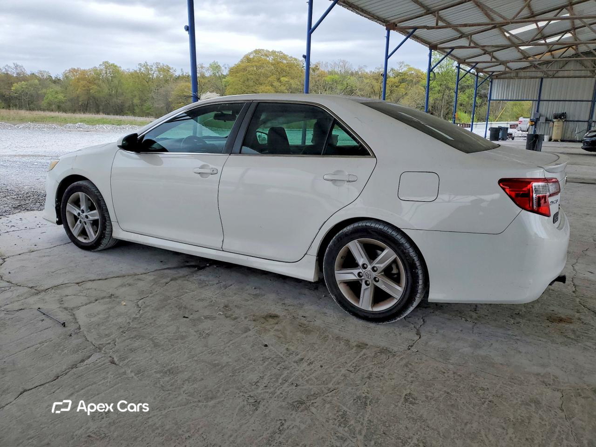 Toyota Camry 2012