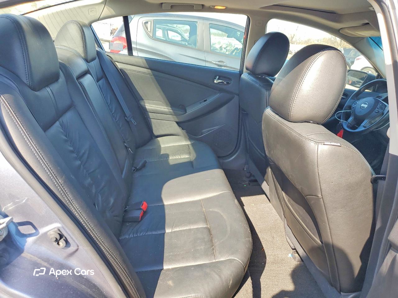 Nissan Altima 2011