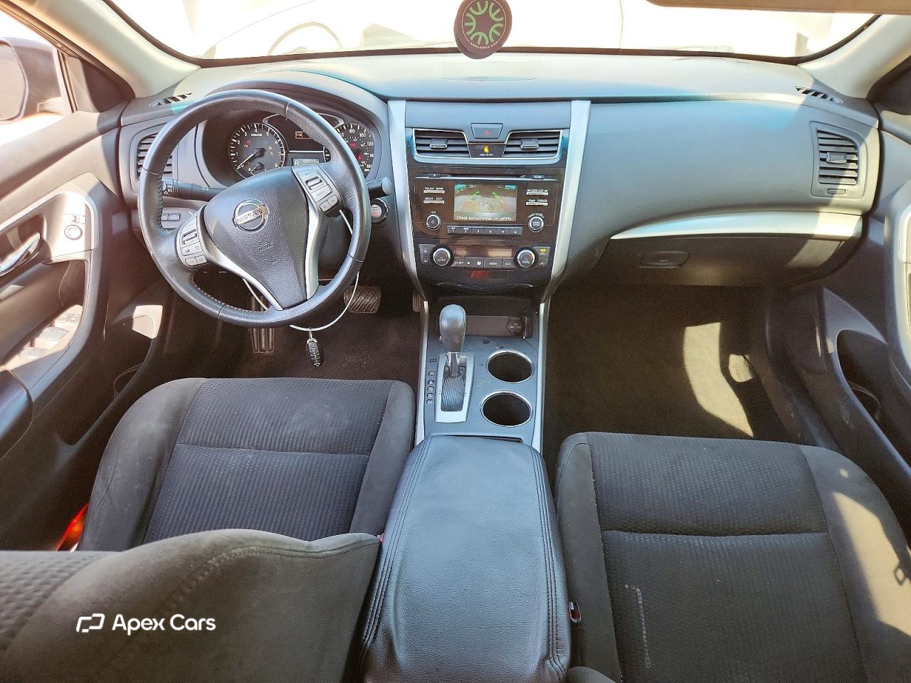 Nissan Altima 2015