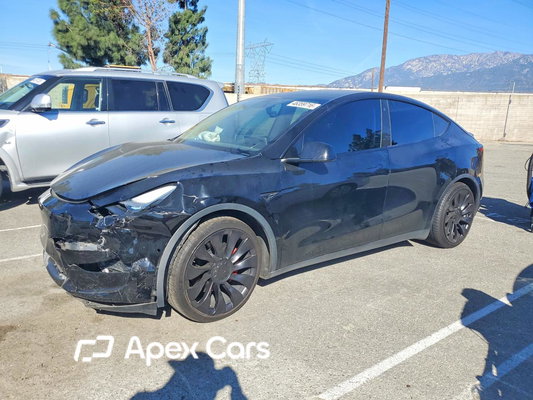 Tesla Model Y 2022 - Zdjęcie 1 z 12