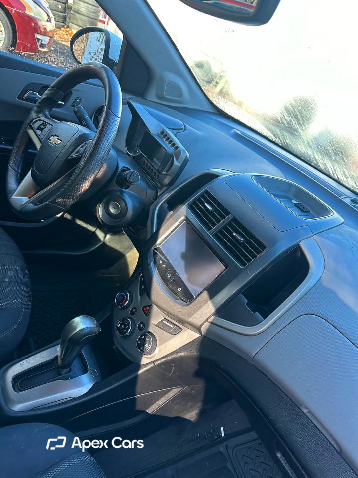 Chevrolet Sonic 2015