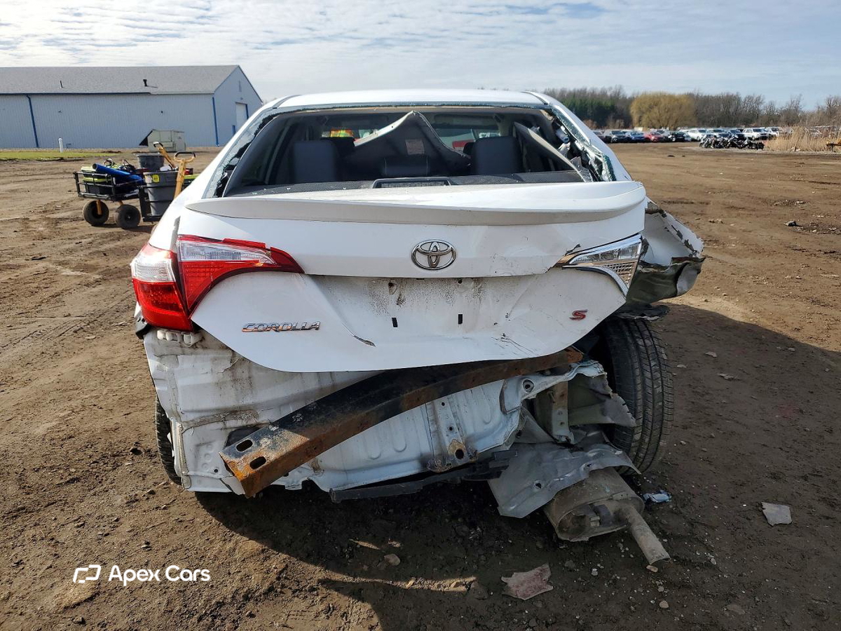 Toyota Corolla 2015
