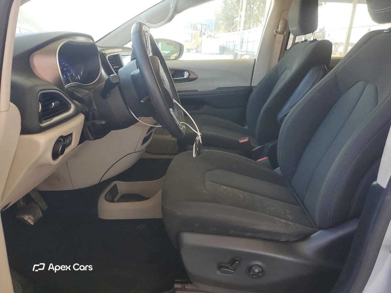 Chrysler Voyager 2023