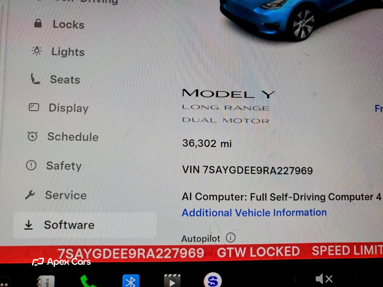 Tesla Model Y 2024
