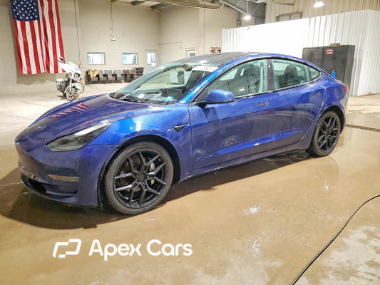 Tesla Model 3 2022 - Image 1 of 12