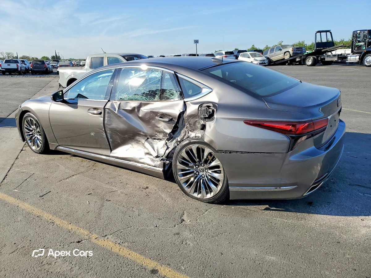 Lexus LS 2021