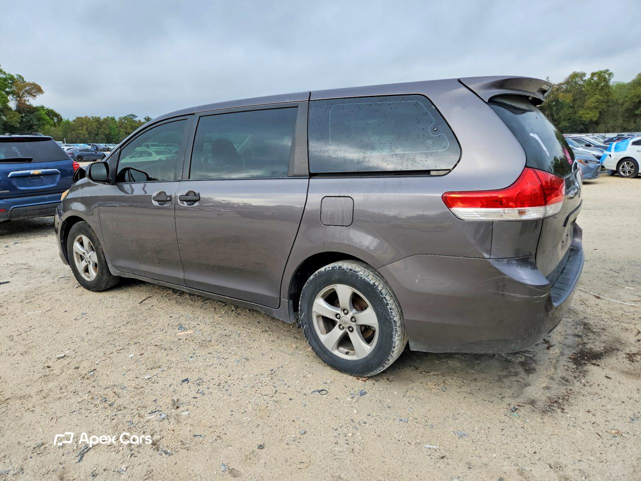 Toyota Sienna 2011