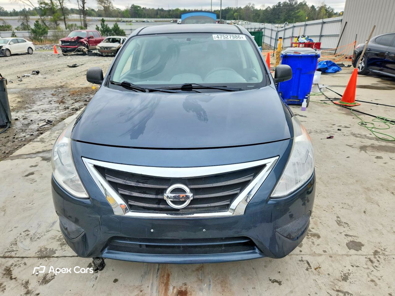 Nissan Versa 2015