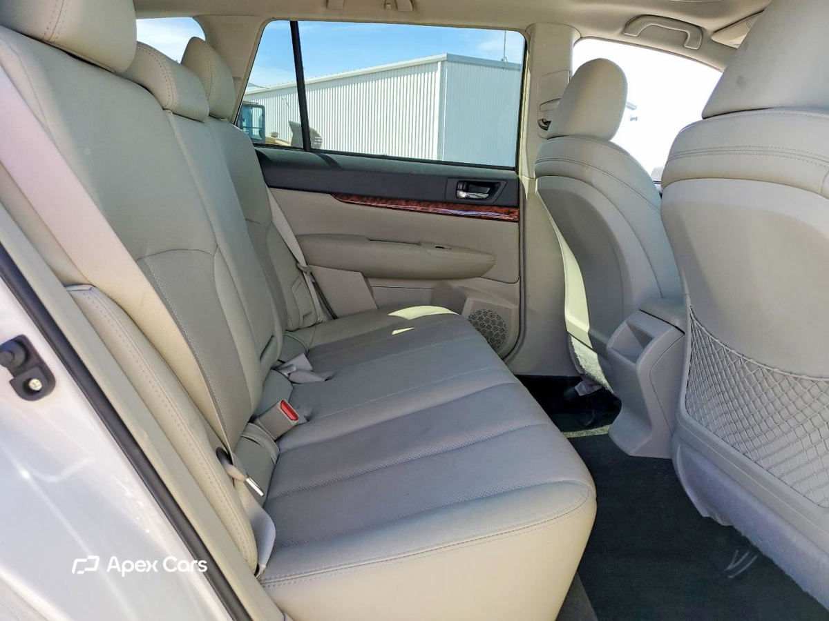 Subaru Outback 2012