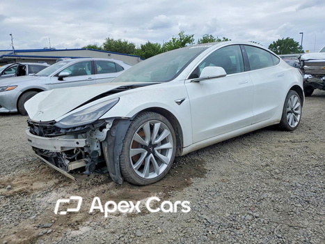Tesla Model 3 2020 - Image 1 of 12