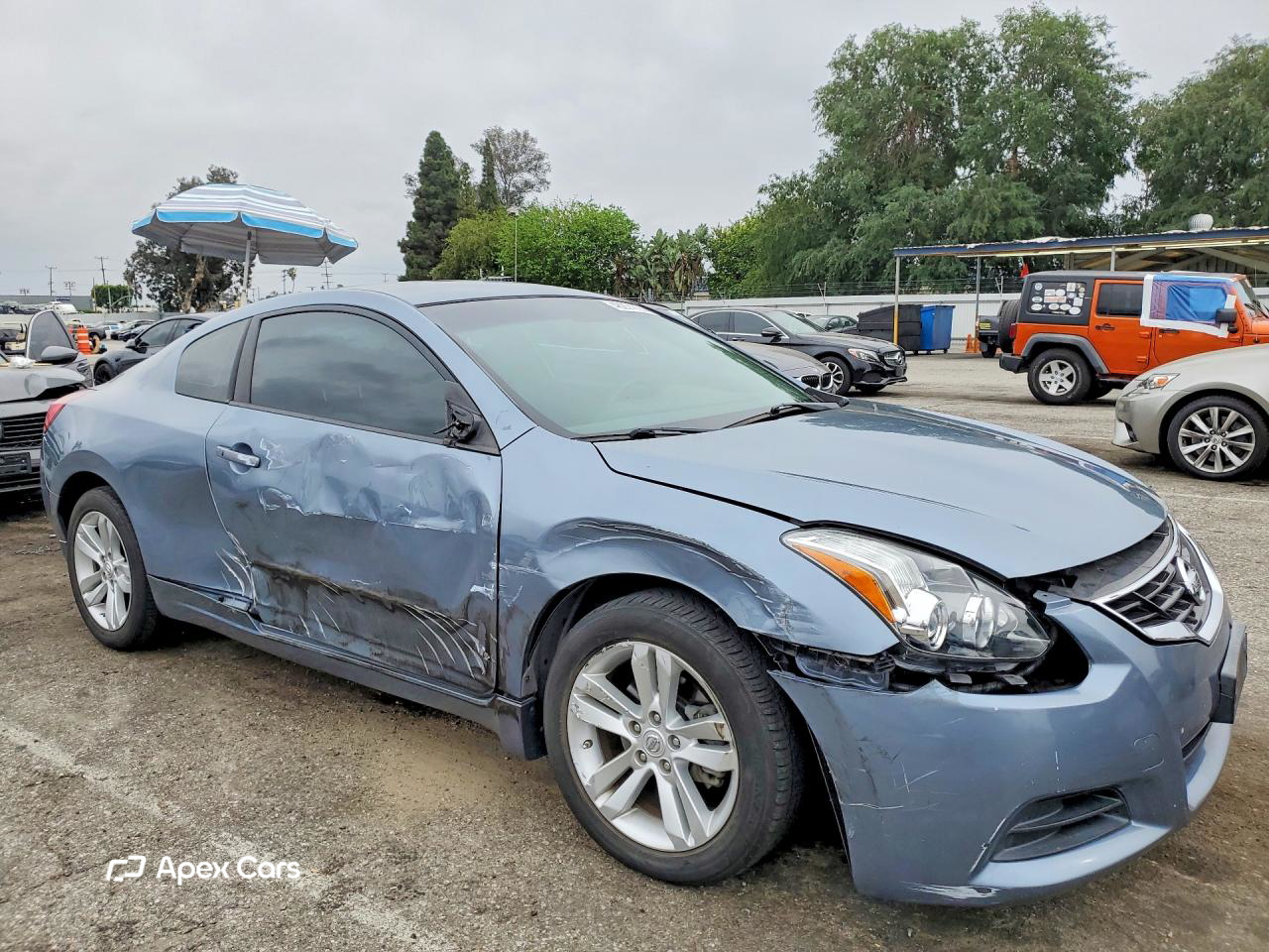 Nissan Altima 2012