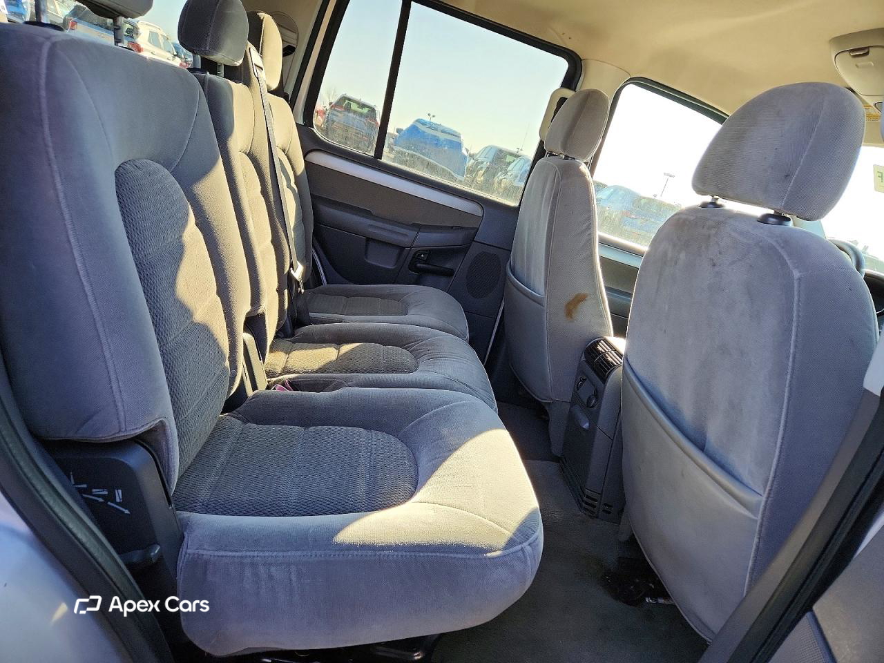 Ford Explorer 2004