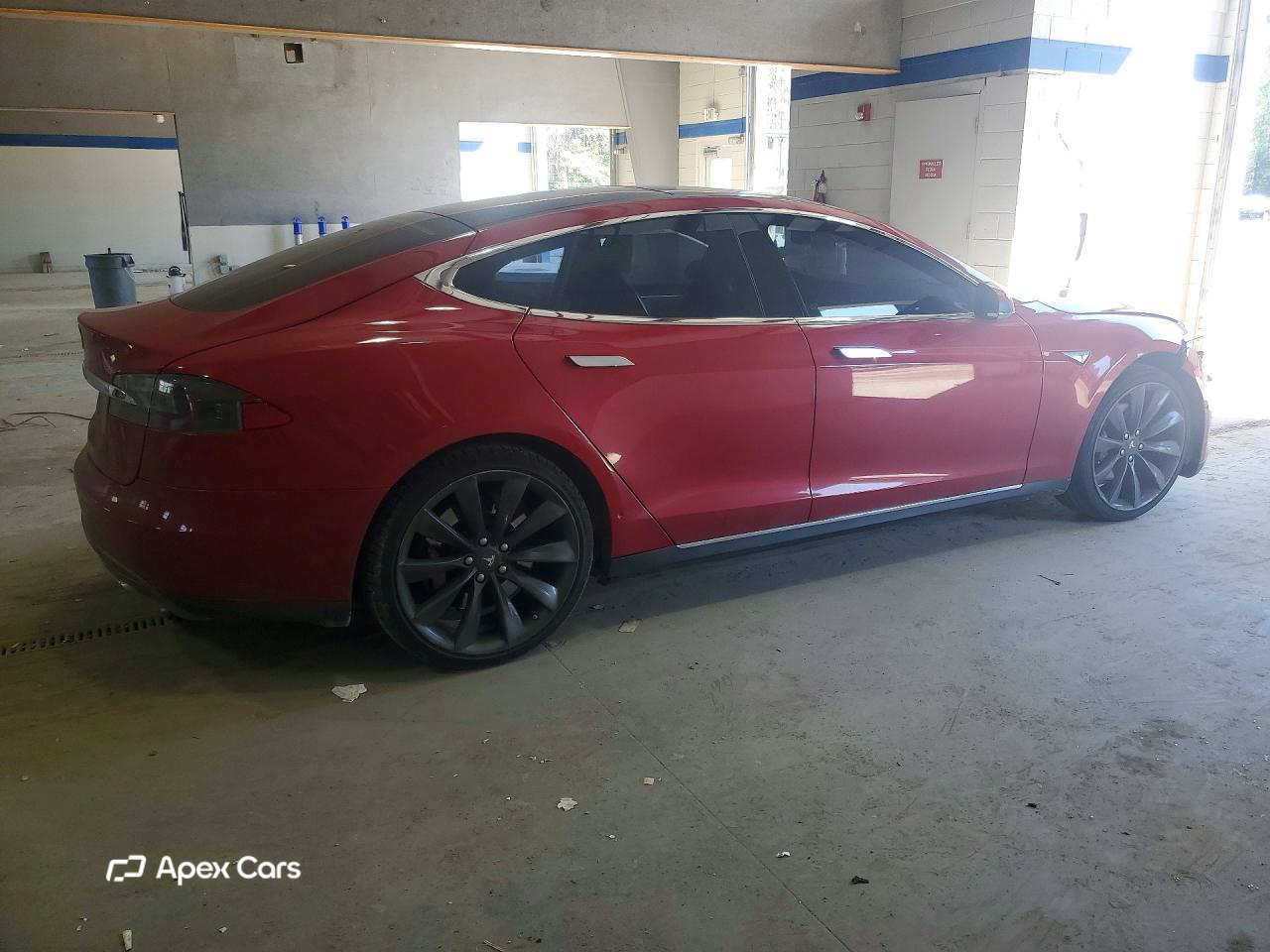 Tesla Model S 2014