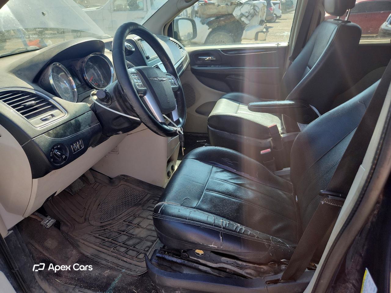 Chrysler Voyager 2013