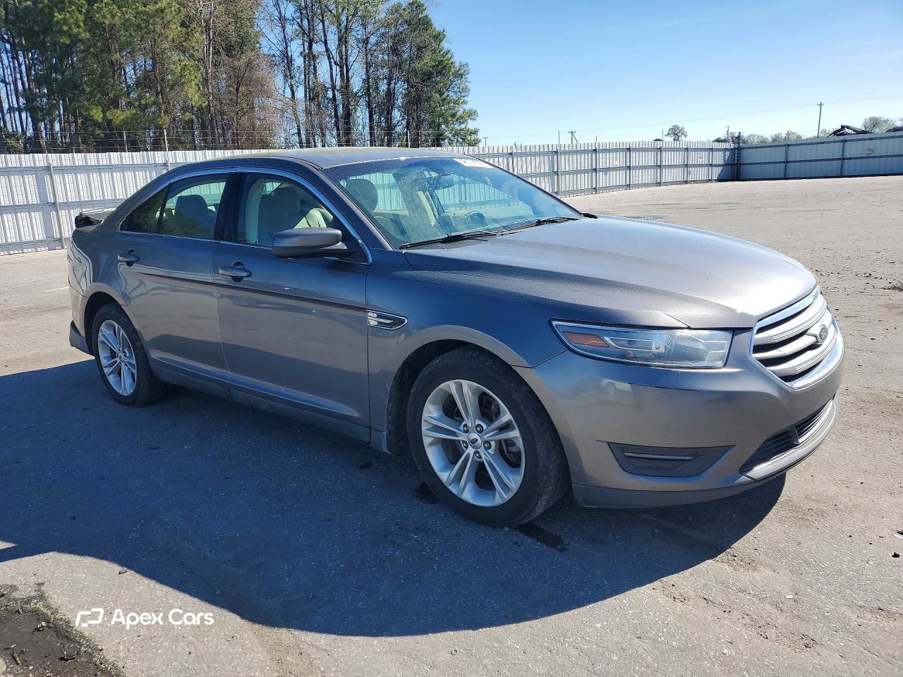 Ford Taurus 2014