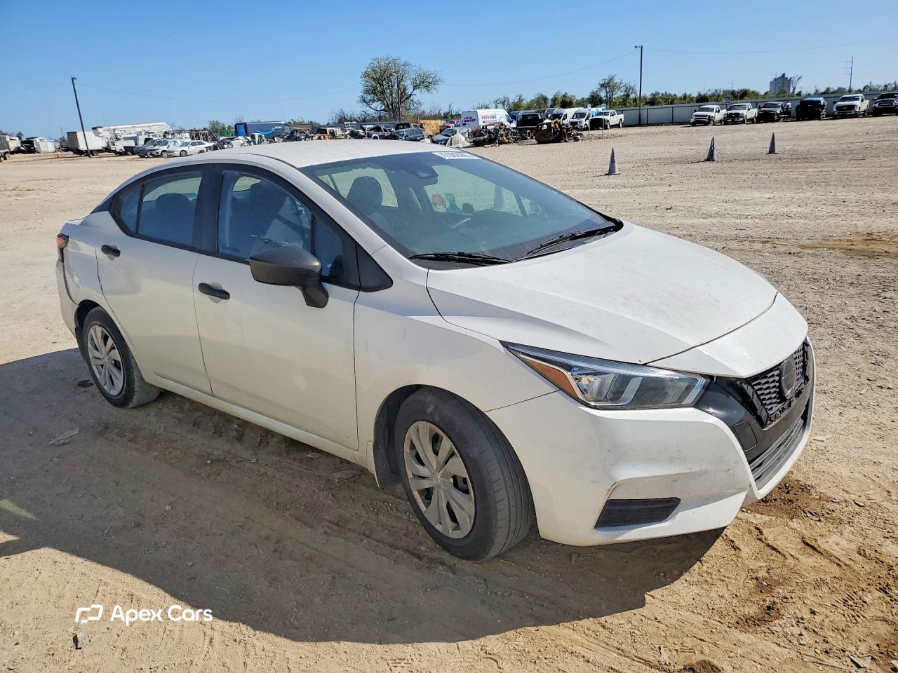 Nissan Versa 2020