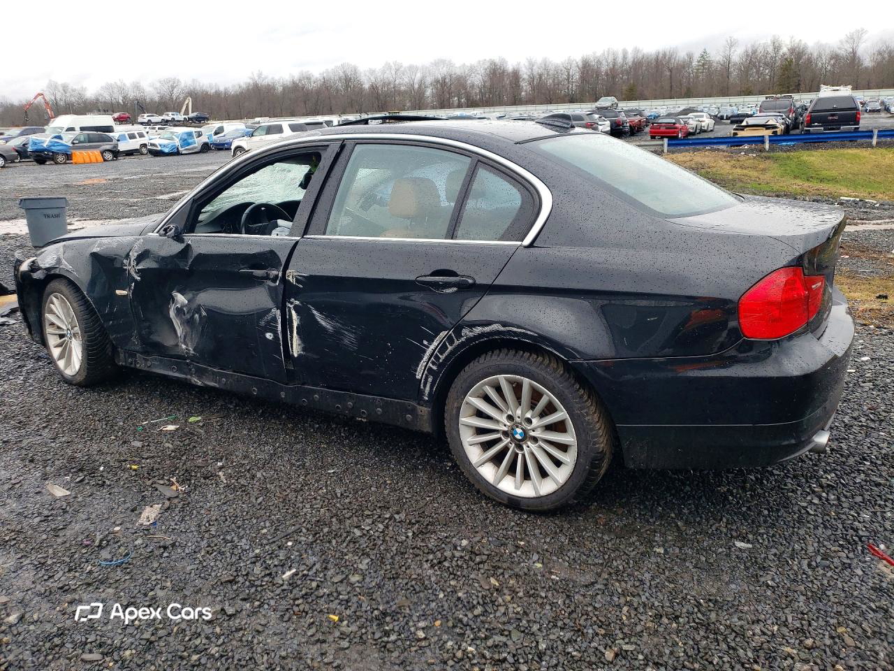 BMW Series 3 2011