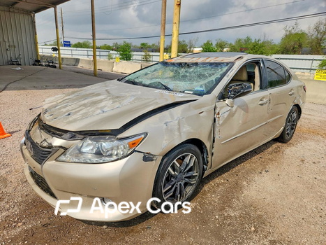 Lexus ES 2013 - Image 1 of 12