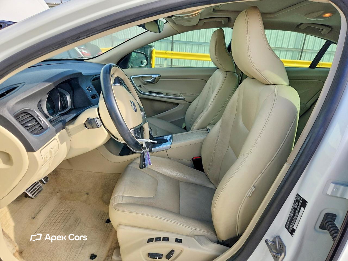 Volvo S60 2015