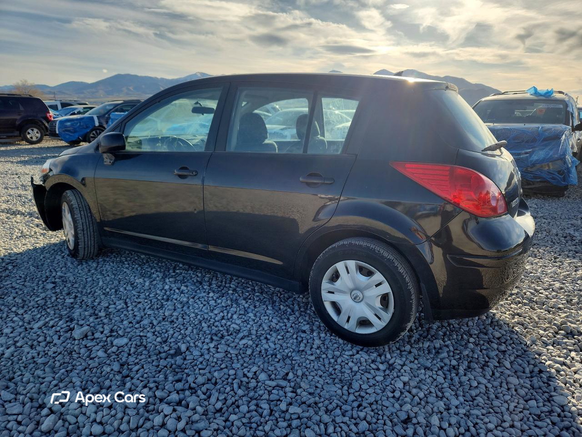 Nissan Versa 2011