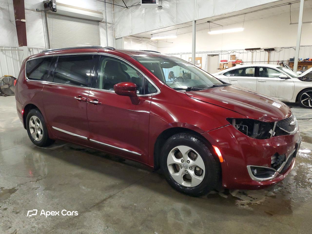 Chrysler Pacifica 2017