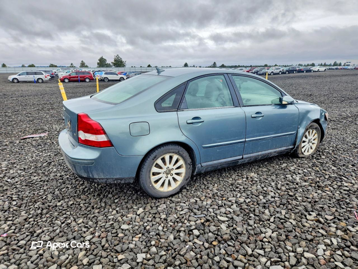 Volvo S40 2004