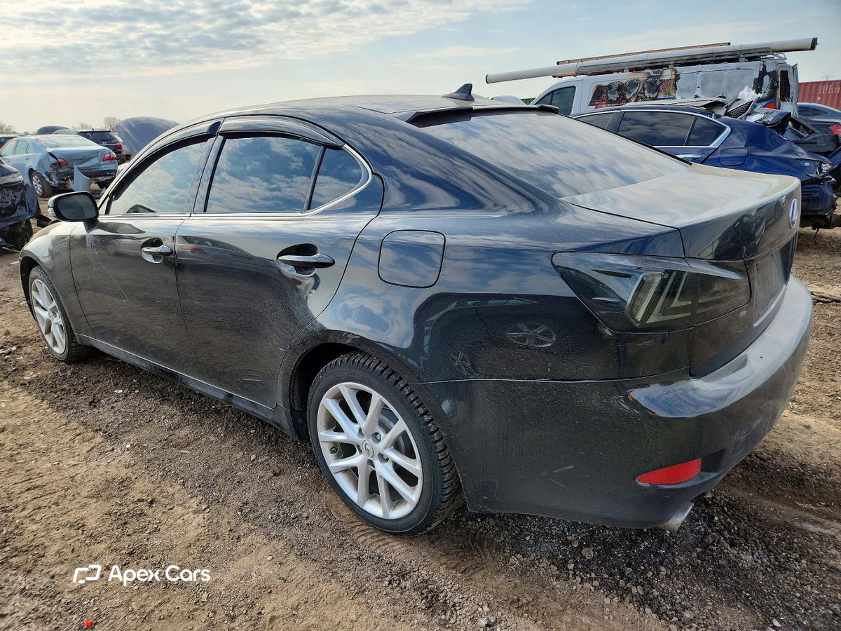 Lexus IS 2011