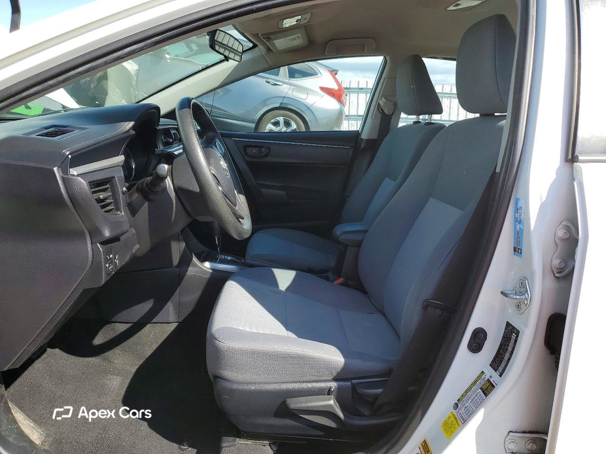 Toyota Corolla 2015