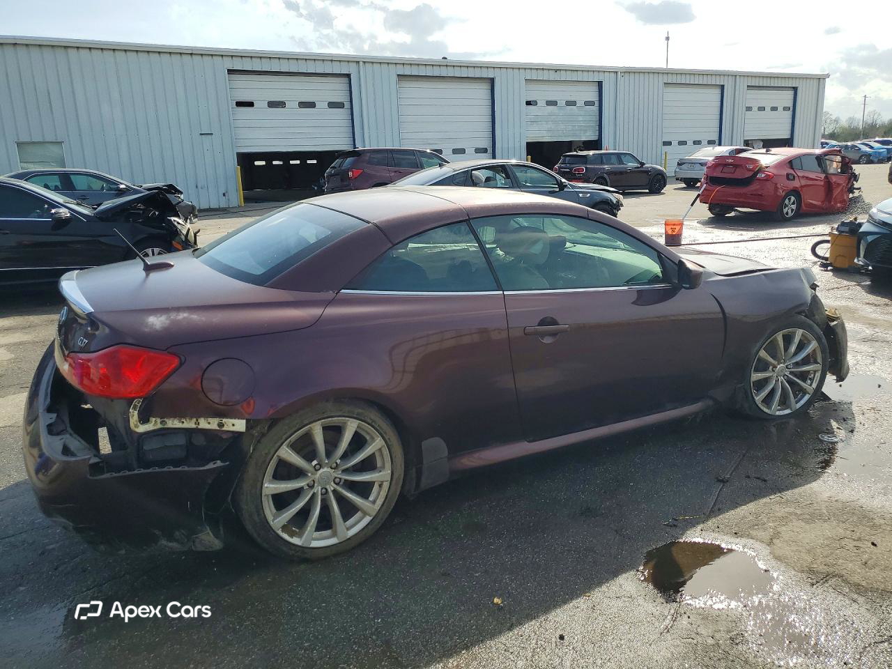Infiniti G 2010
