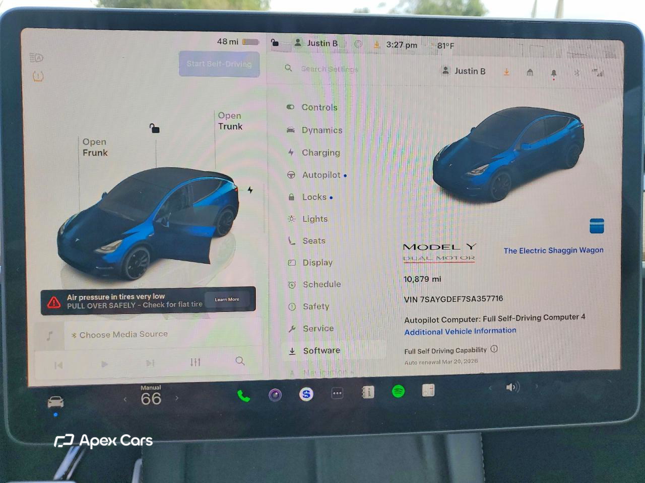 Tesla Model Y 2025