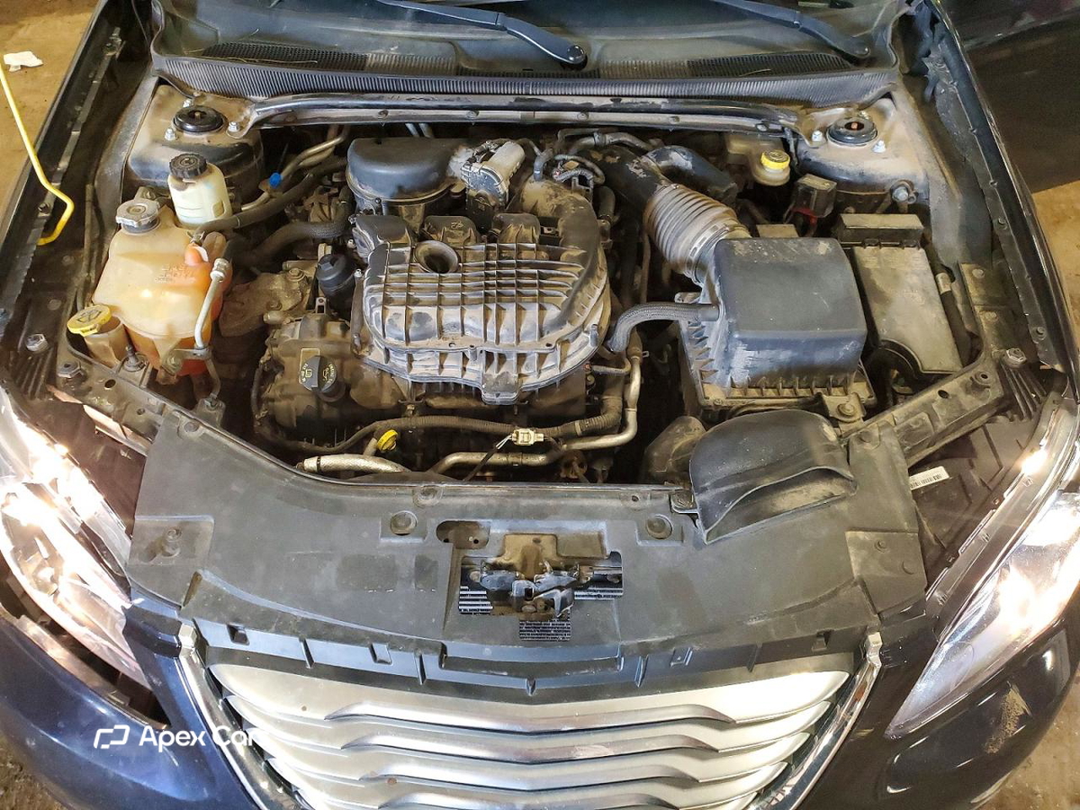 Chrysler 200 2012