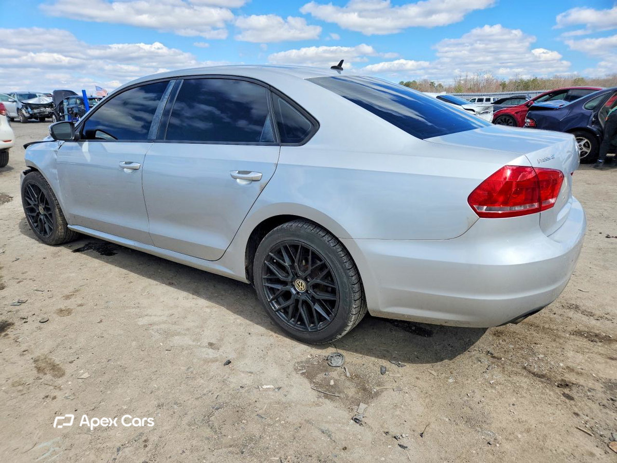 Volkswagen Passat 2013