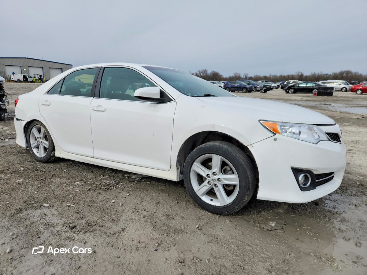 Toyota Camry 2012