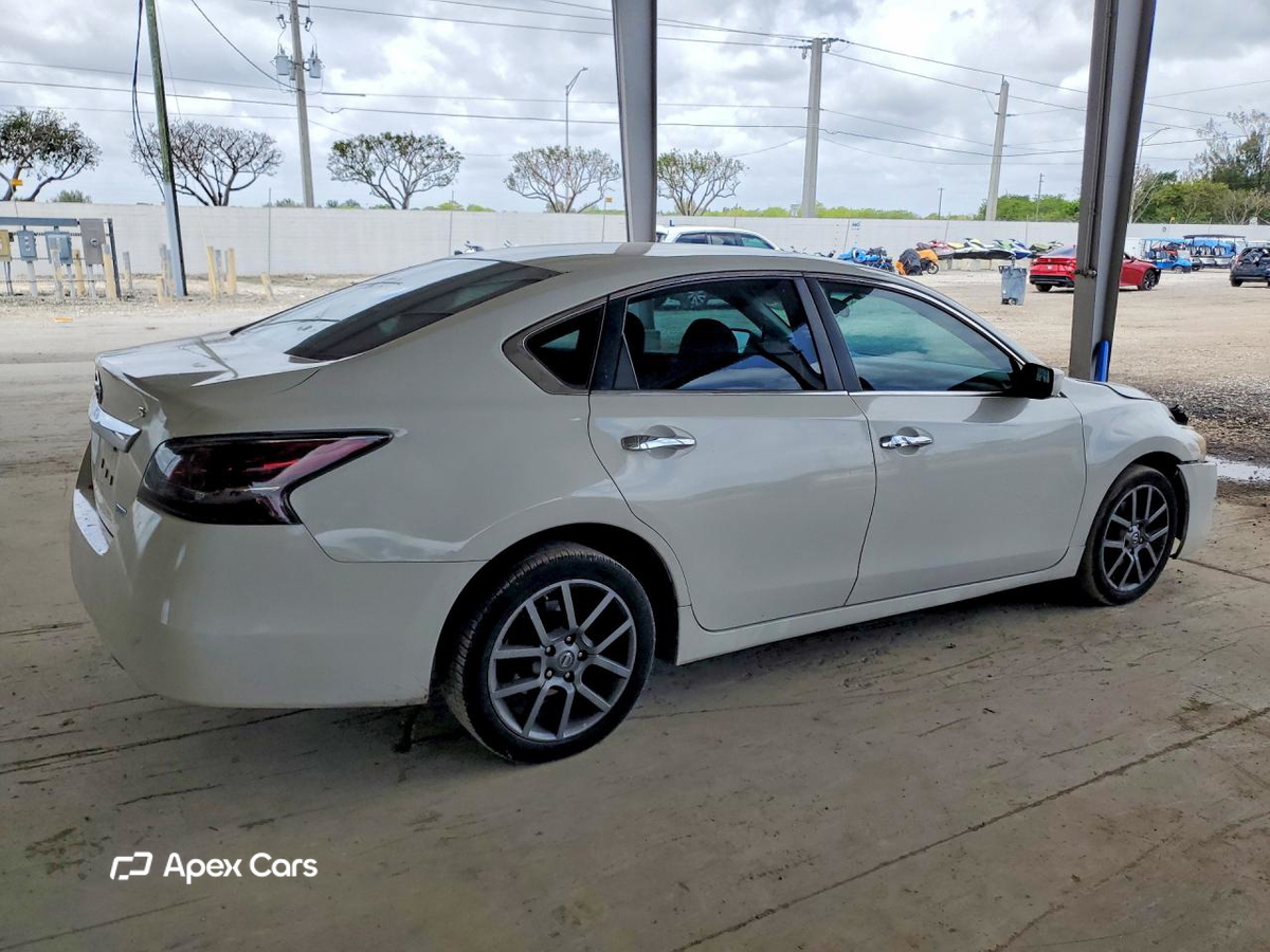 Nissan Altima 2013