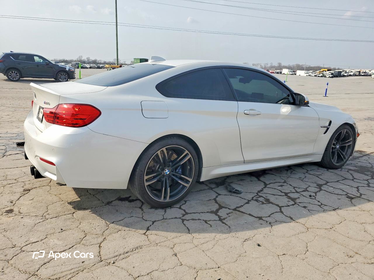 BMW M4 2016