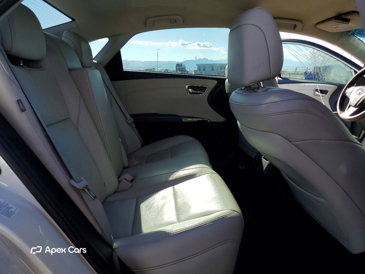 Toyota Avalon 2015
