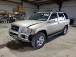 Nissan Pathfinder 2000