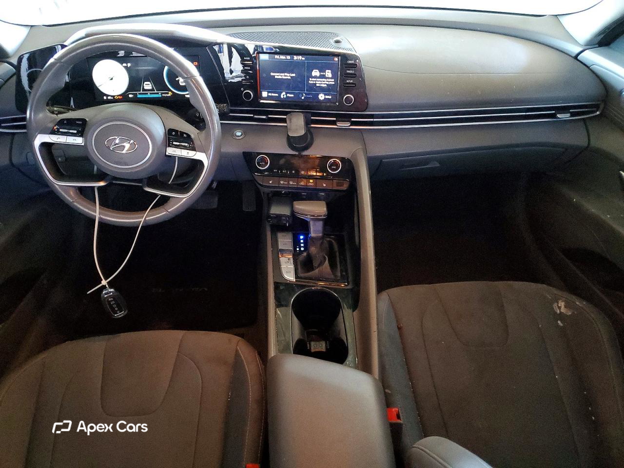 Hyundai Elantra 2021