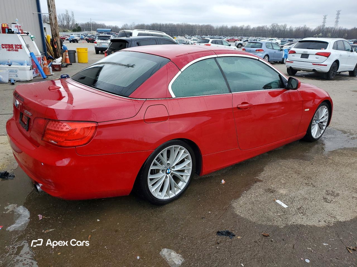 BMW Series 3 2011