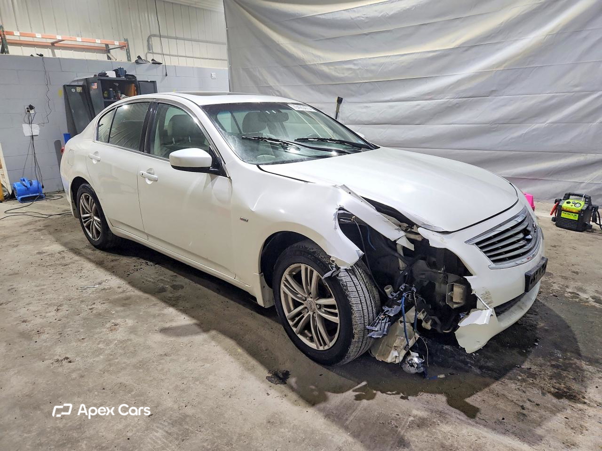 Infiniti G 2010