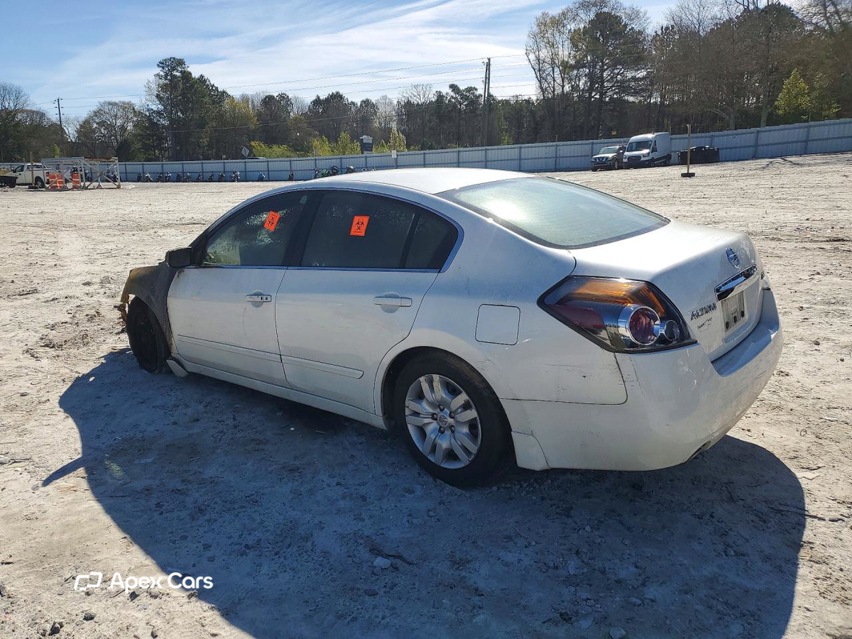 Nissan Altima 2012
