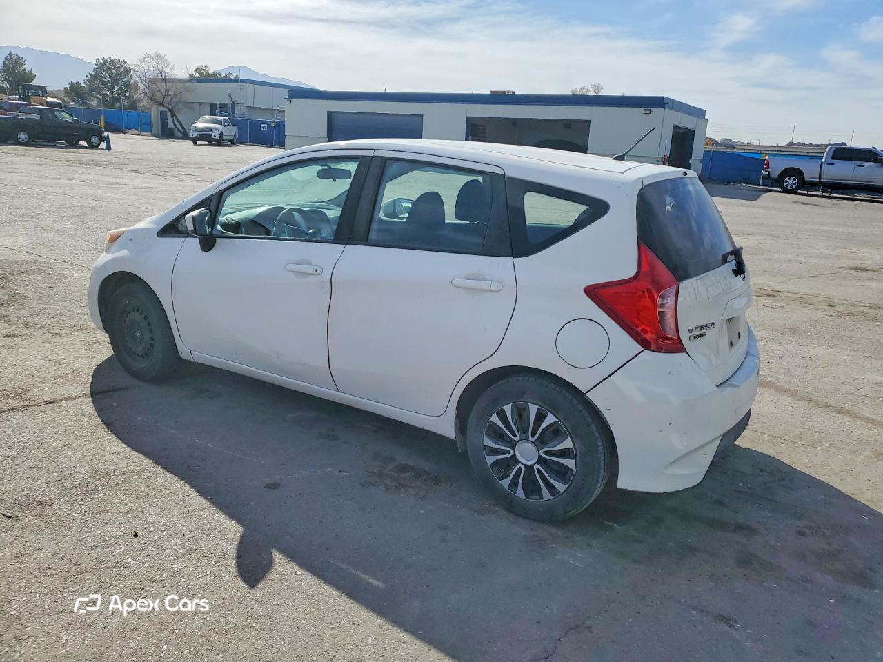 Nissan Versa 2018