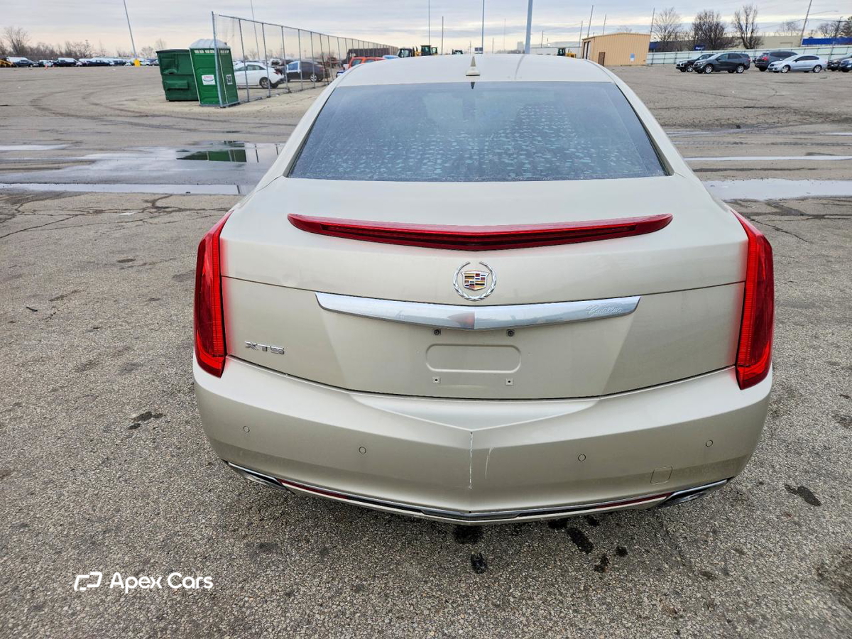 Cadillac XTS 2014