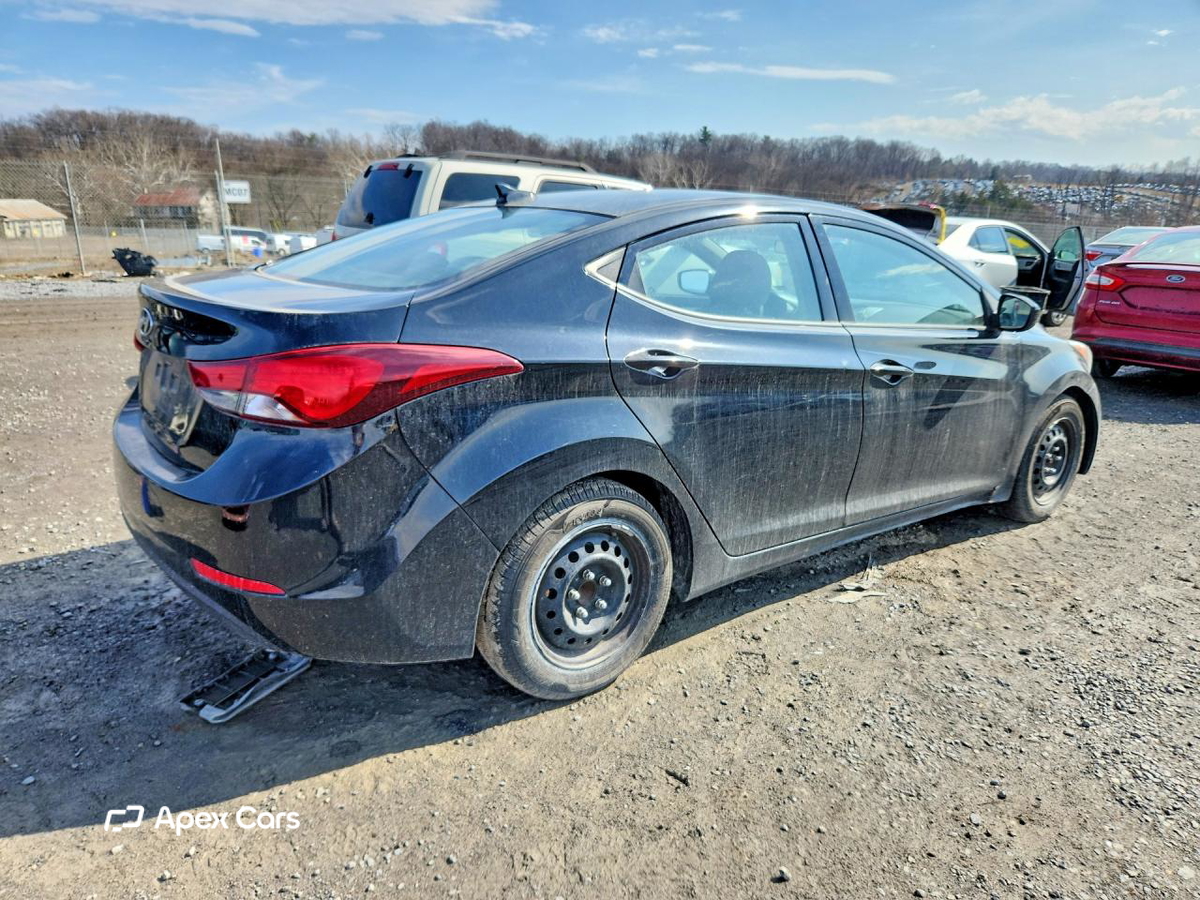 Hyundai Elantra 2016