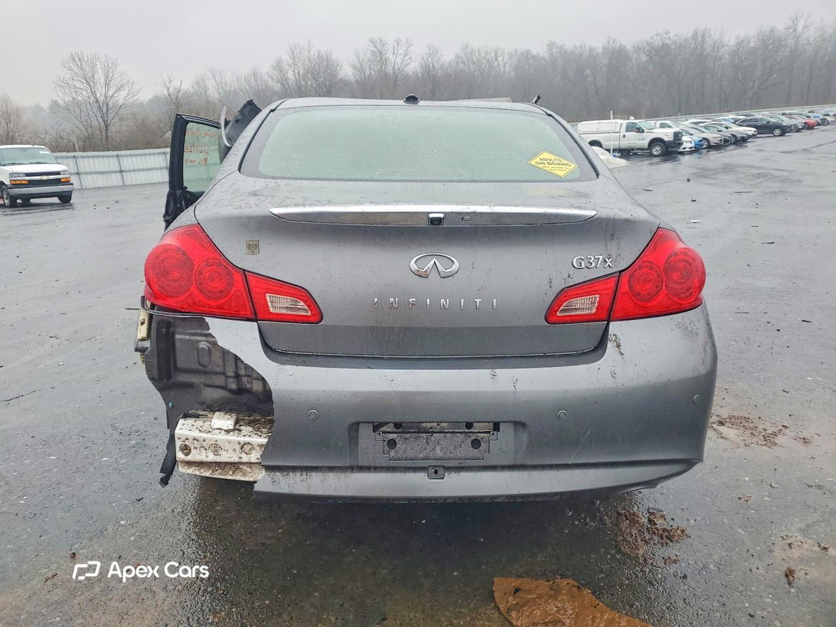 Infiniti G 2013